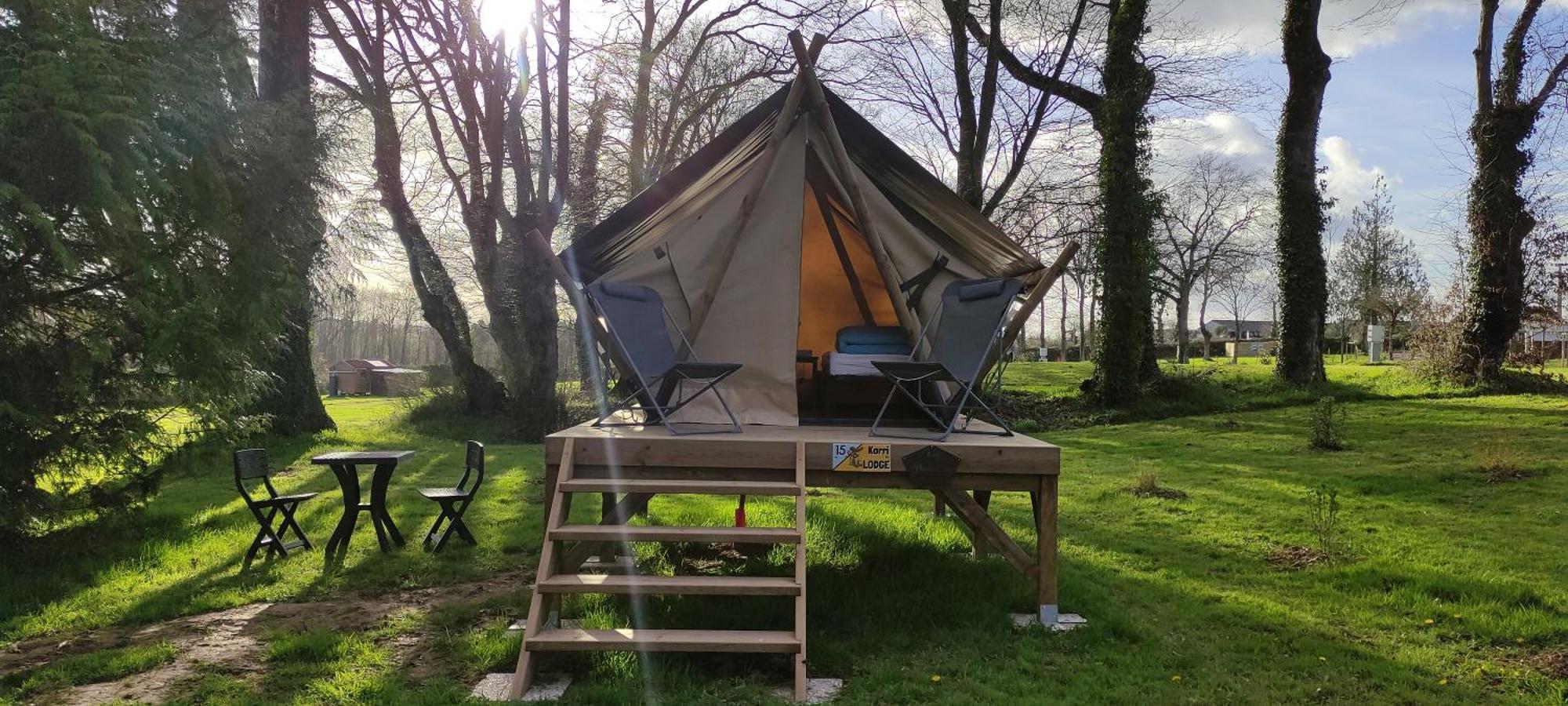 Camping Le Val Aux Fees - Broceliande Concoret Екстериор снимка
