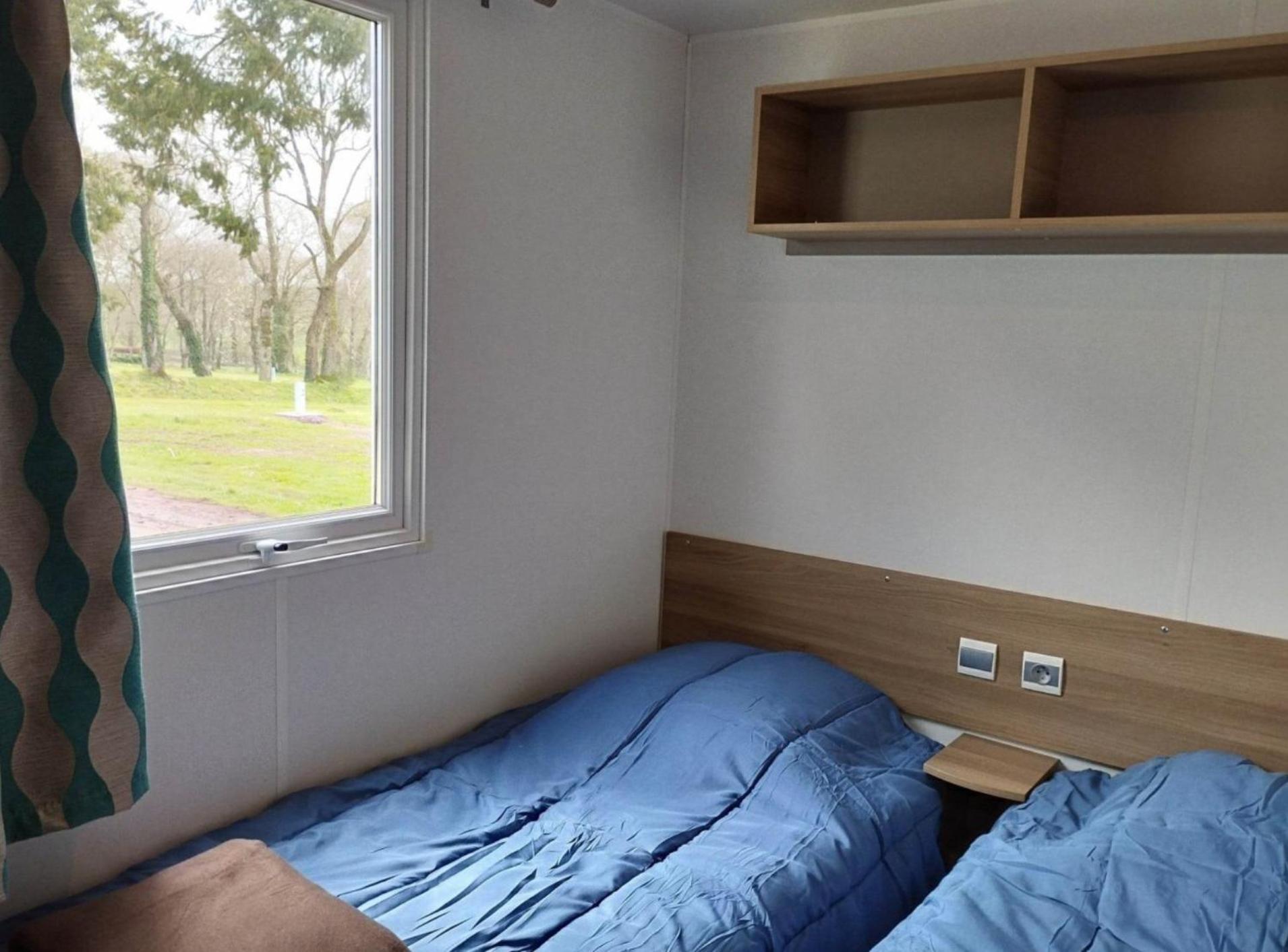 Camping Le Val Aux Fees - Broceliande Concoret Екстериор снимка